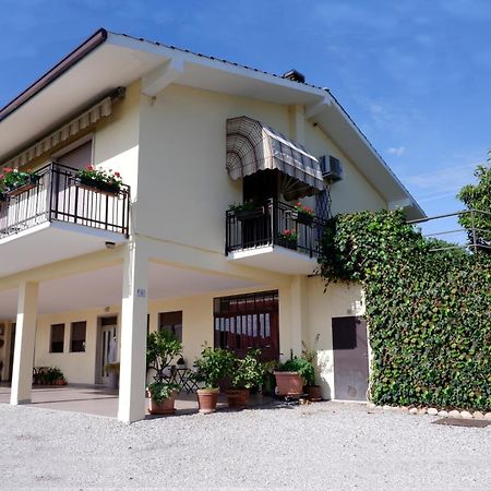 L'Edera Appartamento Rivoli Veronese Экстерьер фото